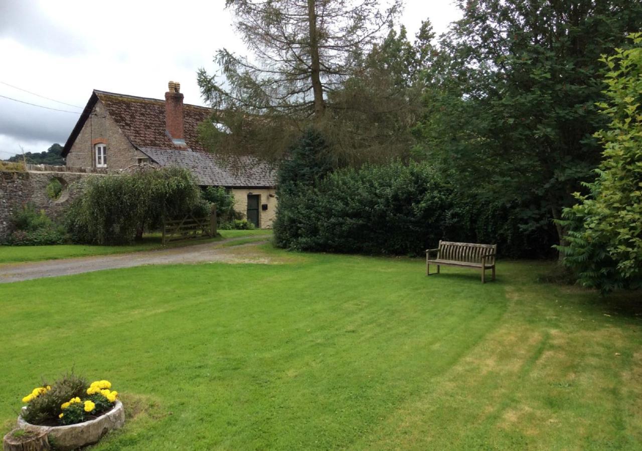 Lower Chapel Castell Madoc Cottages מראה חיצוני תמונה