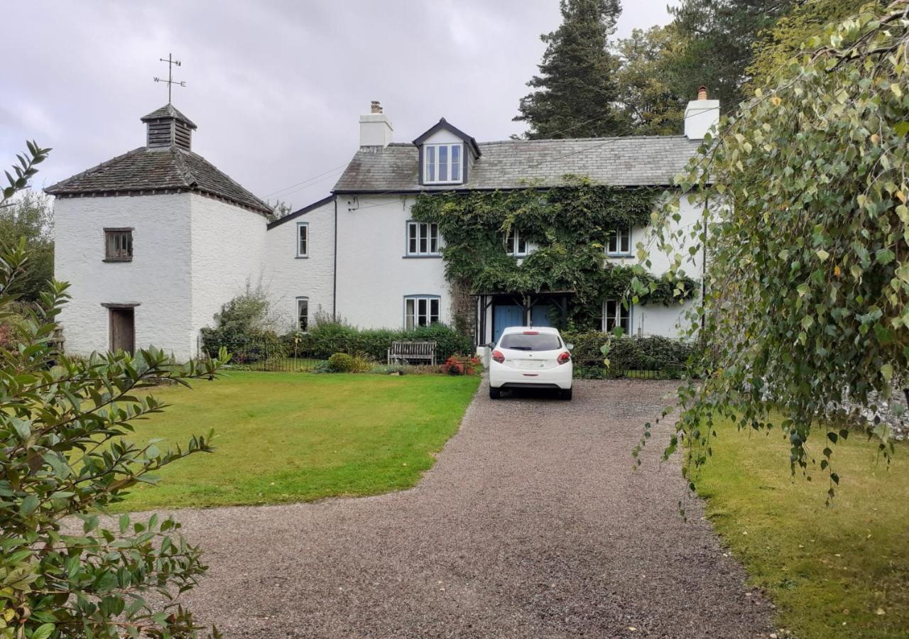 Lower Chapel Castell Madoc Cottages מראה חיצוני תמונה